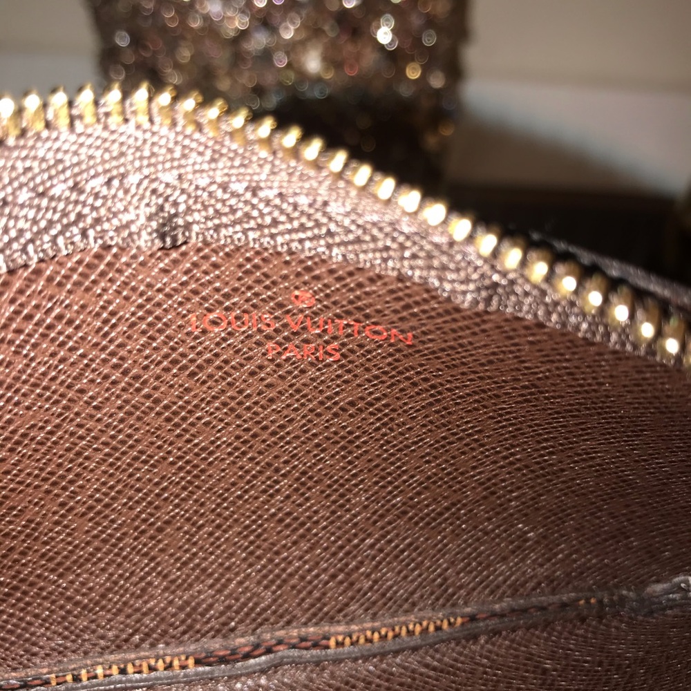 Louis Vuitton Damier Ebene Cles - Picture 9 of 13